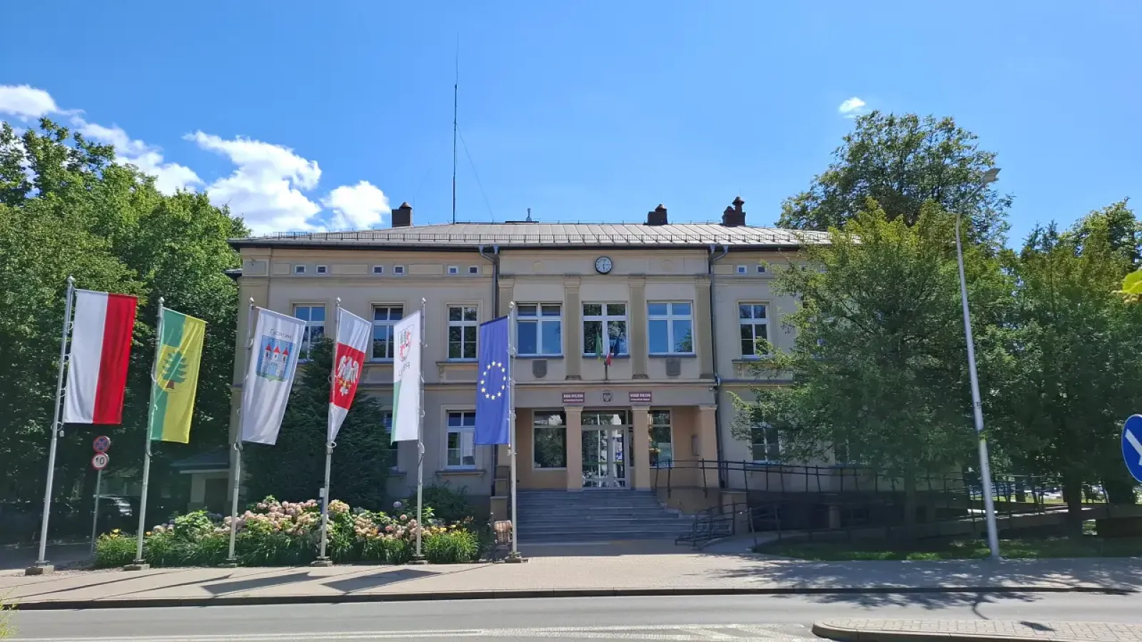 Urząd Miejski w Obornikach Śląskich