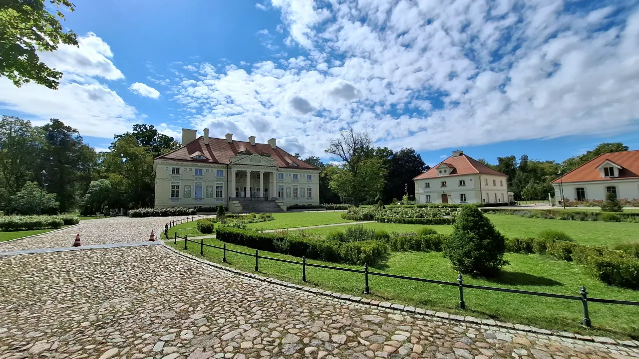Pałac Lipskich w Lewkowie